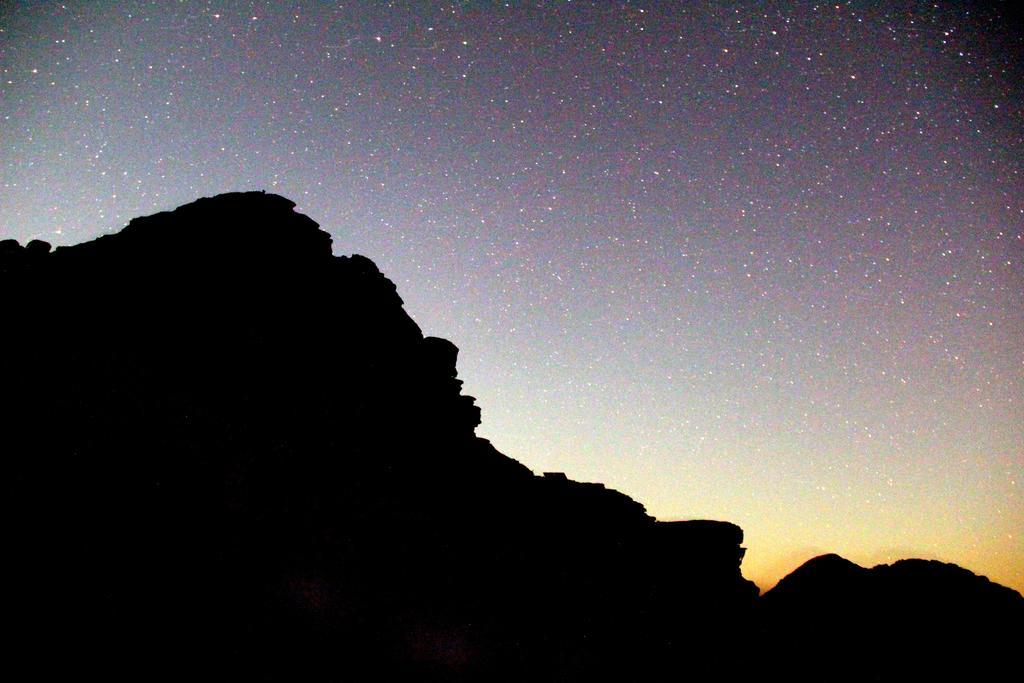 Wadi Rum Sleep Under The Stars Luaran gambar