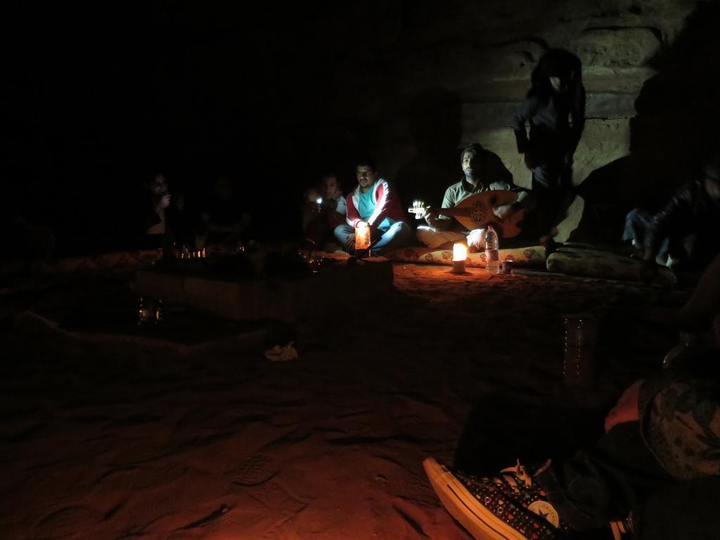 Wadi Rum Sleep Under The Stars Luaran gambar