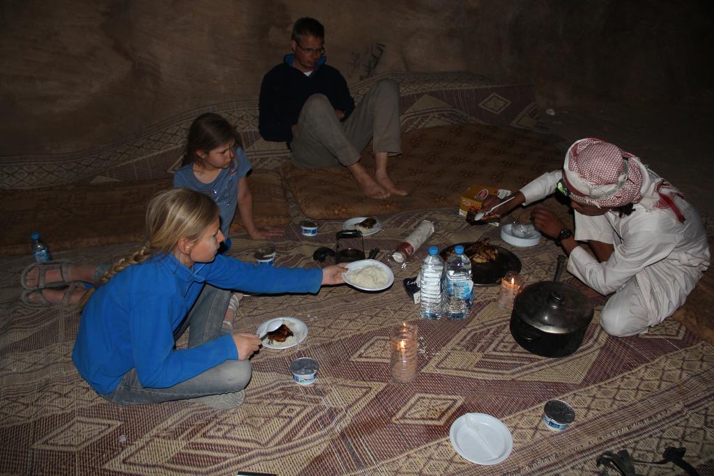 Wadi Rum Sleep Under The Stars Luaran gambar